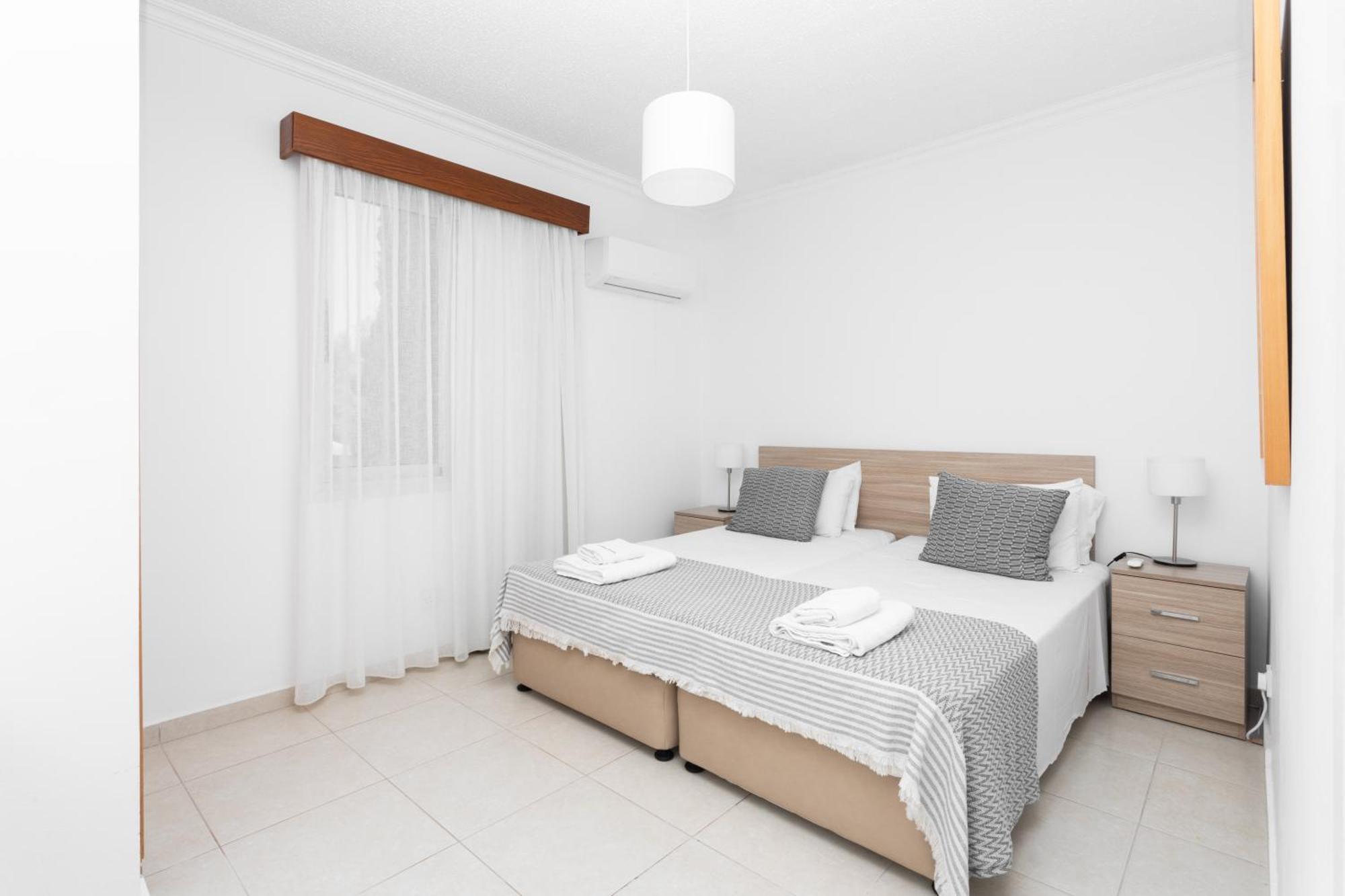 Ferienwohnung Resitour - Basilica Paphos Exterior foto